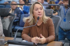  Lia Nogueira pede fiscalização para garantir inclusão nas escolas particulares de MS 