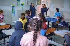  Lia Nogueira investe em inclusão digital e amplia oportunidades para crianças em situação de vulnerabilidade 