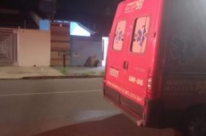  Criança de 2 anos morre afogada em piscina de casa 