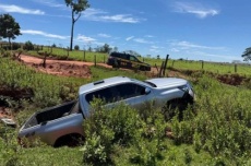  Jovem é preso ao tentar levar Hilux furtada em Dourados ao Paraguai 