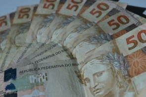 Déficit primário chega a R$ 25,857 bilhões em fevereiro