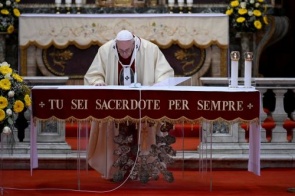 Papa Francisco pede solidariedade no combate ao coronavírus