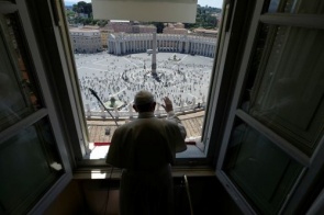 Pessoas são mais importantes do que economia, diz Papa Francisco sobre pandemia