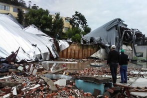Bolsonaro vai sobrevoar região atingida por ciclone bomba