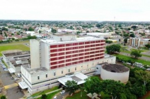 Hospital Regional de Campo Grande começa usar contêiner para vítimas da Covid