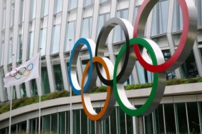 Jogos olímpicos precisam ocorrer em 2021 "a qualquer preço", diz Seiko Hashimoto