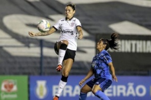 Com golaços, Corinthians vence Cruzeiro pelo Brasileiro Feminino