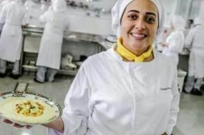 Novidade gastronômica: Cheff Pollyanna Rebeque inaugura Marmitaria Delivery SÓ MISTURA em Itaporã
