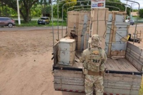 Traficante é preso a caminho da Bahia com quase meia tonelada de maconha em cofres
