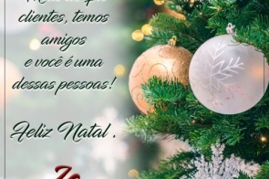 Leandro  e Rafael  proprietários do Imperial  Paisagismo e Cenografia deseja um Feliz Natal a todos amigos e clientes