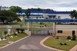 JBS de Dourados abre processo seletivo com 200 vagas para operador de produção