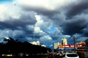 Quinta-feira com muitas nuvens e pancadas de chuva em Mato Grosso do Sul