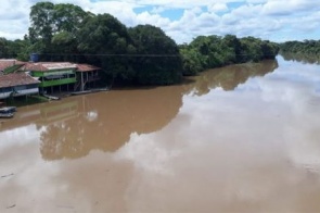 Volume de chuvas faz rio em Miranda atingir cota de emergência