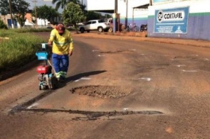 Prefeitura de Dourados  empenha R$ 1,7 milhão para comprar material do tapa-buracos