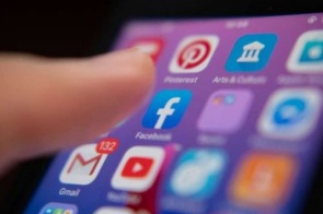 'Vida perfeita' em redes sociais pode afetar a saúde mental