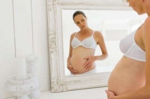 Diástase: saiba por que é difícil perder a barriguinha da gravidez