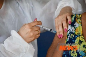 Um a cada sete douradenses recebeu as duas doses da vacina contra Covid-19