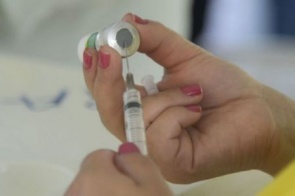 Gestantes, puérperas e lactantes podem se vacinar contra Covid-19 na quarta-feira em Dourados