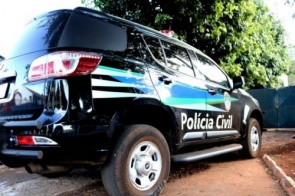 Mulher suspeita pela morte de casal de adolescentes em Rio Brilhante é presa em Coxim