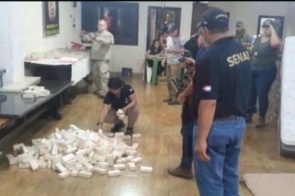 Polícia apreende de 215 quilos de cocaína na região de fronteira