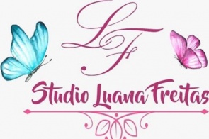 Studio Luana Freitas, deseja a todos amigos e clientes um Feliz Natal e um Próspero Ano Novo