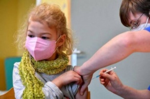 Para crianças pré-agendadas, vacinação contra Covid-19 começa hoje em Dourados