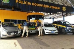 Trio é preso no Paraná transportando maconha retirada em MS