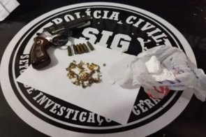 Polícia Civil prende dupla que receptou joias roubadas e apreende cocaína e arma de fogo