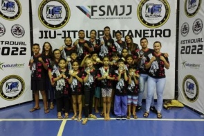 Itaporã/MS é destaque em medalhas de Ouro com a equipe Aguiar Jiujitsu/MMA no Campeonato Estadual de Jiu-Jitsu