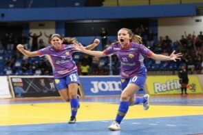 Jogando em casa, equipes de MS avançam na Taça Brasil de Futsal feminino e contam com o apoio da torcida