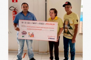 Abevê Supermercados de Itaporã entrega R$8.554,28 da campanha Troco Solidário