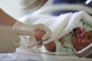 Lei estadual assegura inclusão de recém-nascido em plano de saúde dos pais