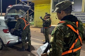 Operação na fronteira apreende mais de 200 quilos de folhas de coca