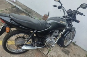 Polícia recupera motocicleta produto de furto em Corumbá