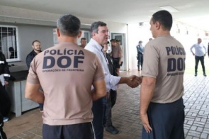 DOF recebe visita do governador Eduardo Riedel durante agenda