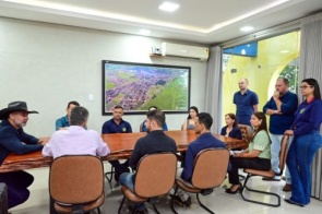 MPE defende multa a prefeito ‘mais louco’ por desobedecer Justiça e rejeitar reduzir salário