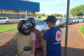 Drive-thru da vacina contra Chikungunya imunizou mais de 400 pessoas no feriado