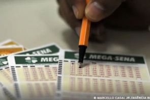 Mega não tem acertador e prêmio vai a R$ 36 milhões