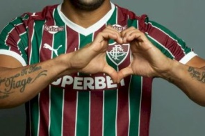 Fluminense anuncia a contratação do atacante Hulk