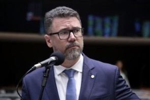 Conselho de Ética vota pela suspensão de dois meses do mandato de Pollon