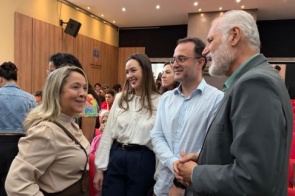 Lia Nogueira reforça luta por direitos para autistas em audiência pública em Ponta Porã