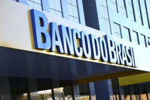 Lucro do Banco do Brasil cai 54% com avanço da crise no agro