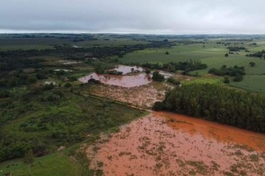 Região sul de MS passa dos 150 mm de chuva e enfrenta alagamentos após temporal