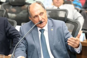 Zé Teixeira aciona Governo do Estado por asfalto, segurança e melhorias viárias em Dourados