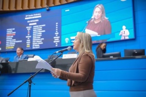 Deputada Lia Nogueira defende mais viaturas para fortalecer combate à violência contra a mulher