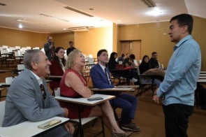 Prefeitura reforça saúde com posse de novos servidores concursados