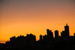 Quinta-feira será de sol, calor de até 35°C e umidade baixa em MS