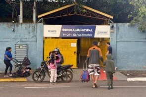 Com saudade da escola, alunos iniciam mais um semestre nesta terça