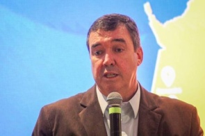 Em São Paulo, Riedel participa da abertura do congresso de proteína animal