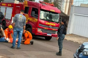 Motociclista é atingida por fio e leva 14 pontos no Pescoço
